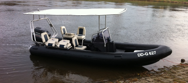 Fahrschulboot